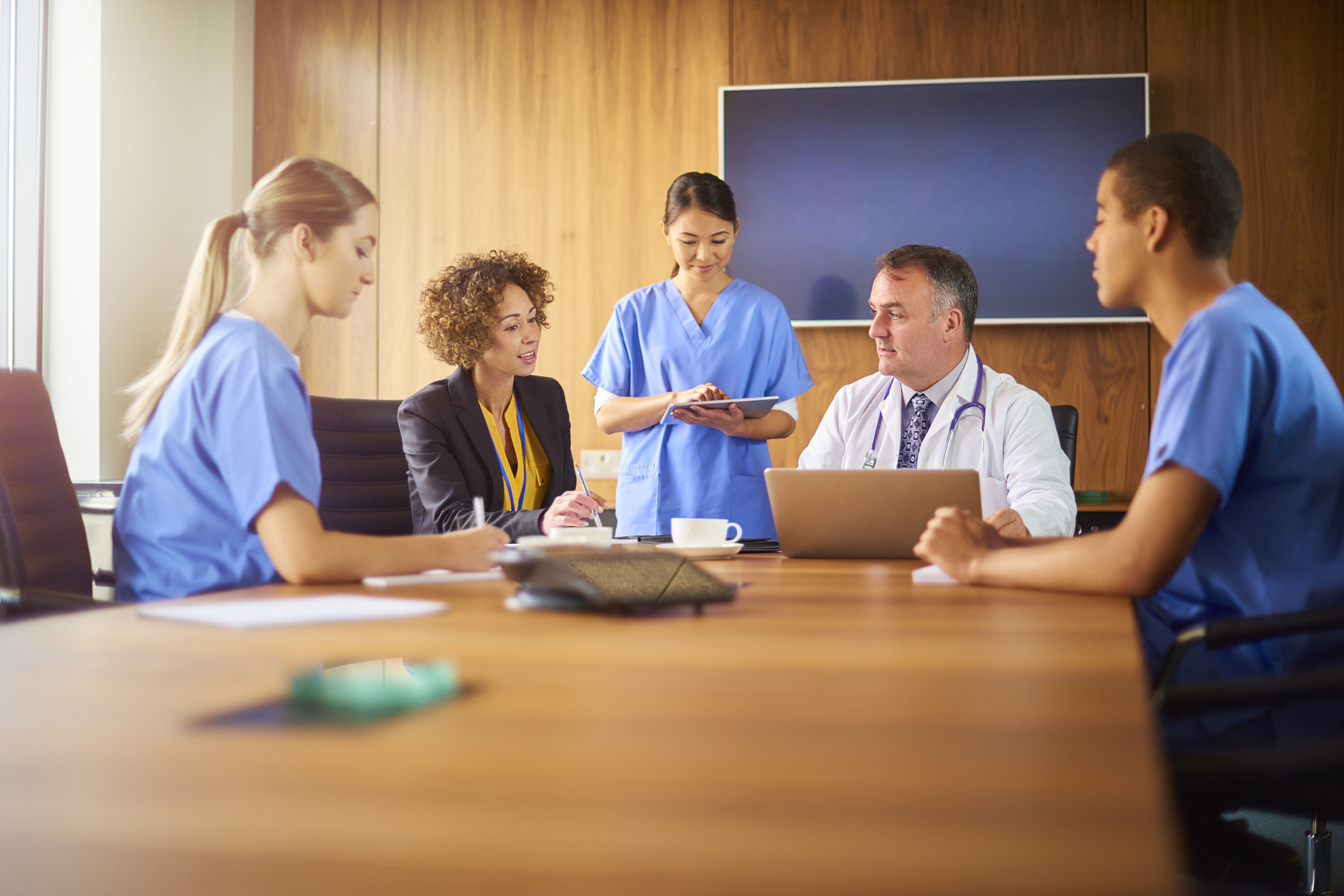 What Is a Practice Manager in Healthcare? Career and Salary Guide