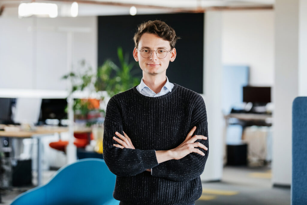 Externship vs. Internship: How Do They Differ? | BestColleges