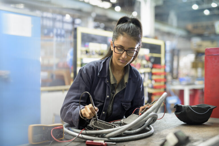10 Quick To Learn Trade Jobs