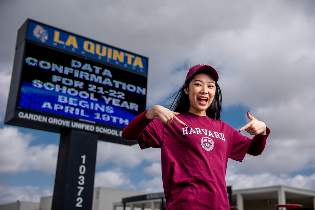 When Do College Decisions Come Out?