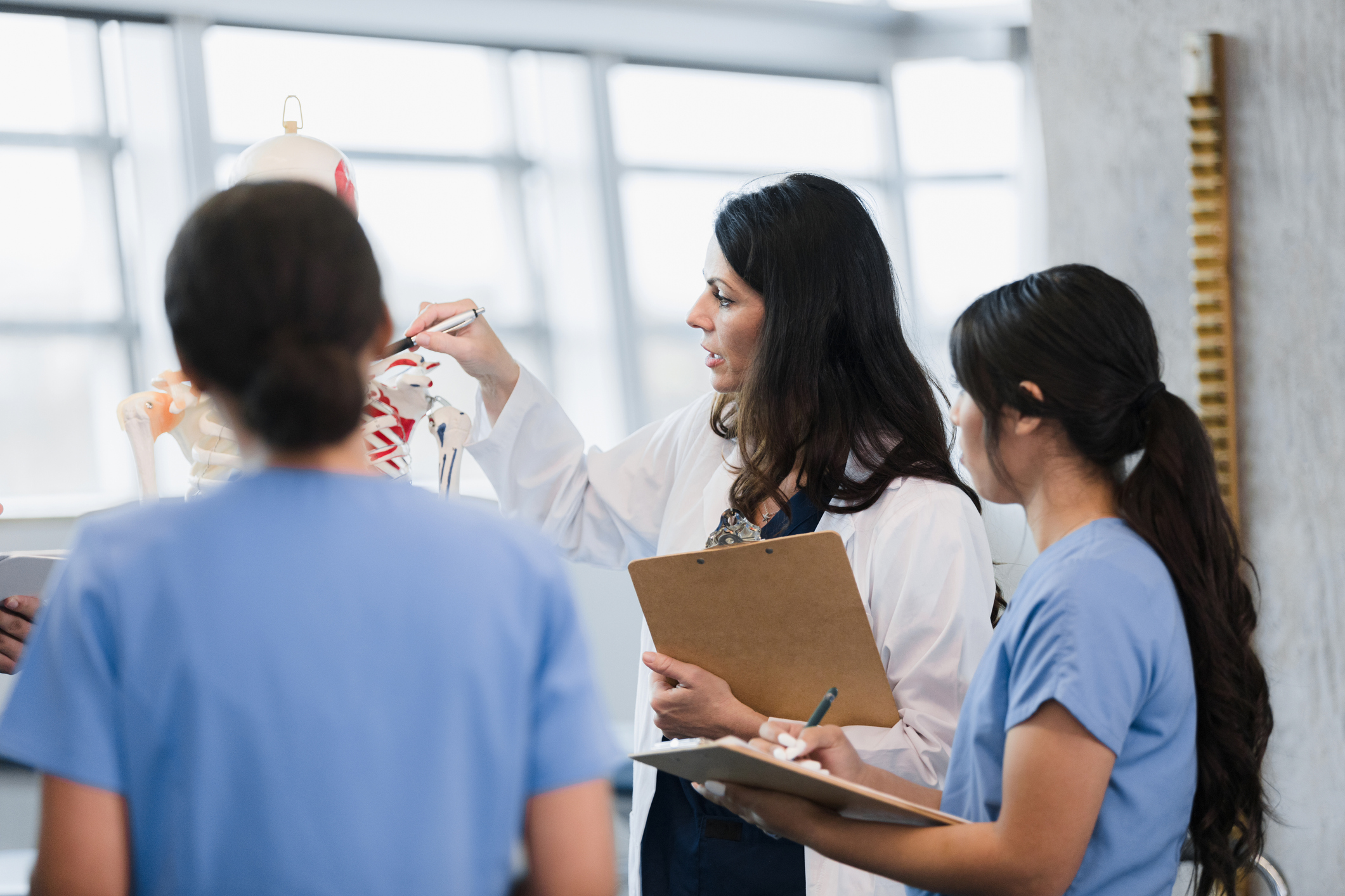 5 Expert Tips for Getting into Medical School