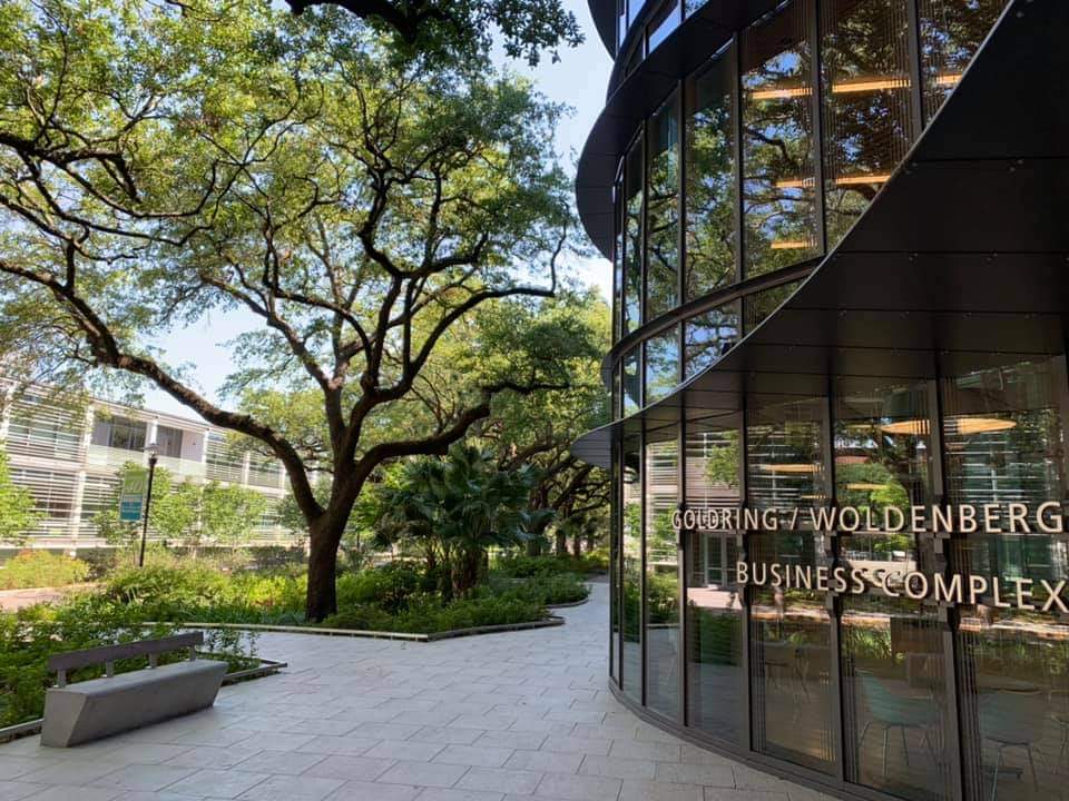 A picture of the "Goldring/Woldenberg Business Complex" building on Tulane University's campus