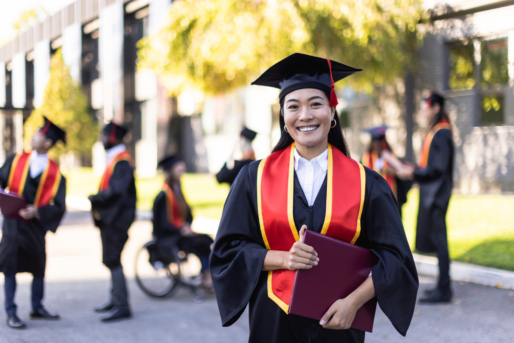 35 California Scholarships You Can Apply For